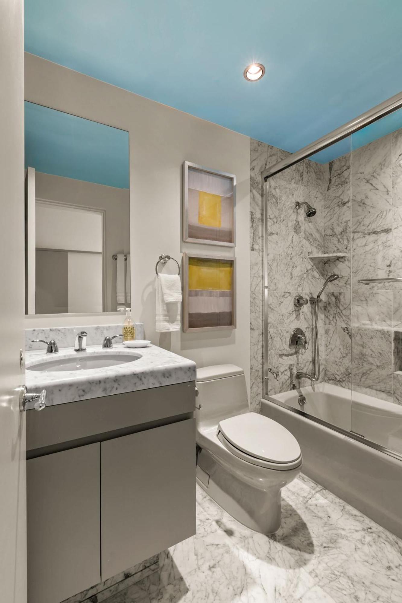 Brand New Listing Elegant 7br Masterpiece Walk To Shops & Dining *